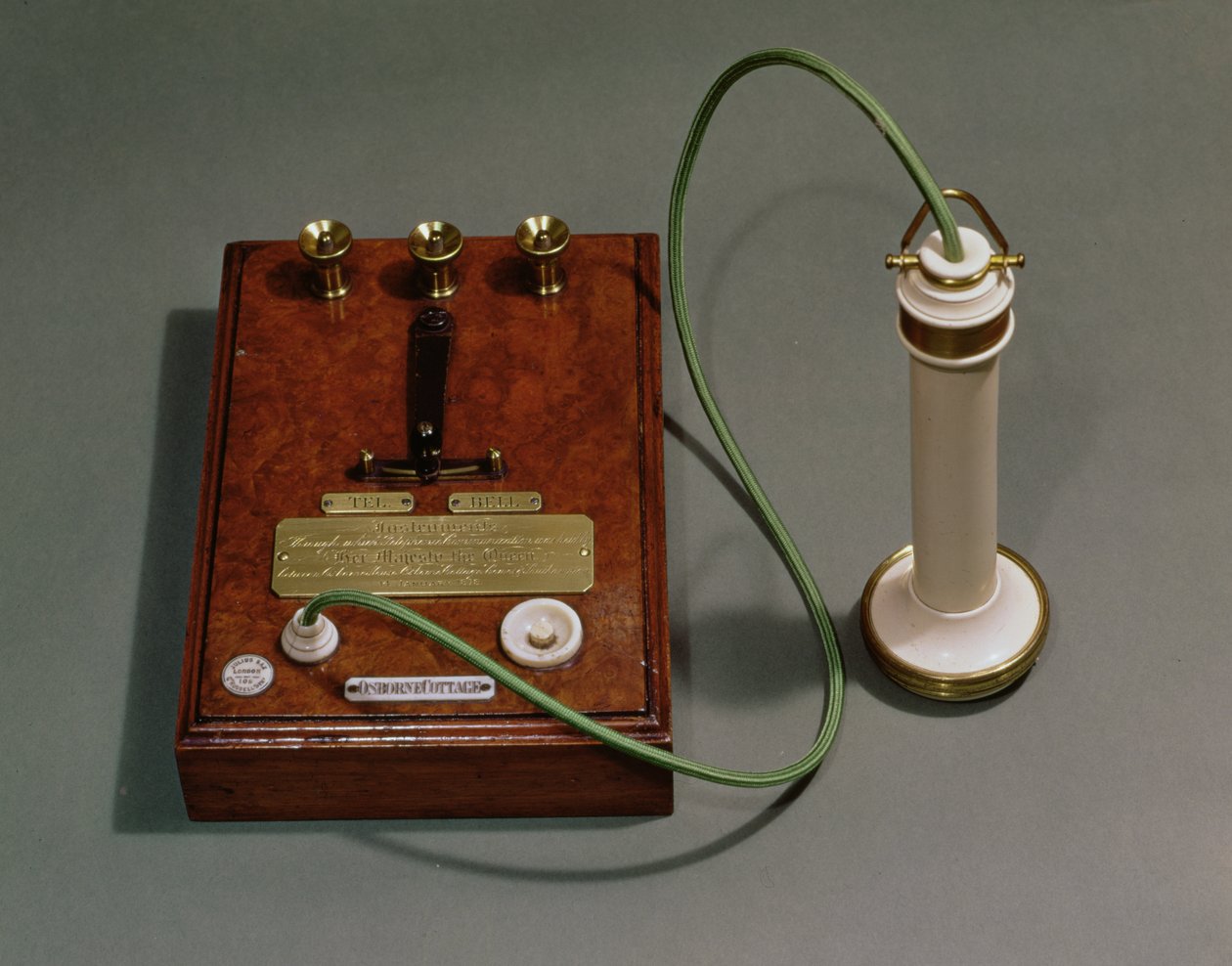 Klokketelefon brukt av dronning Victoria i Osborne House, Isle of Wight, 1877-78 av English School