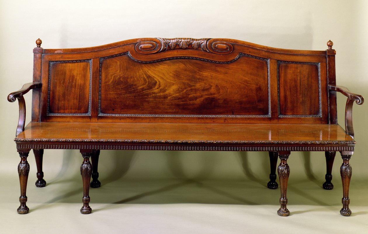 Chippendale utskåret hall sofa, ca. 1770 (mahogni) av English School