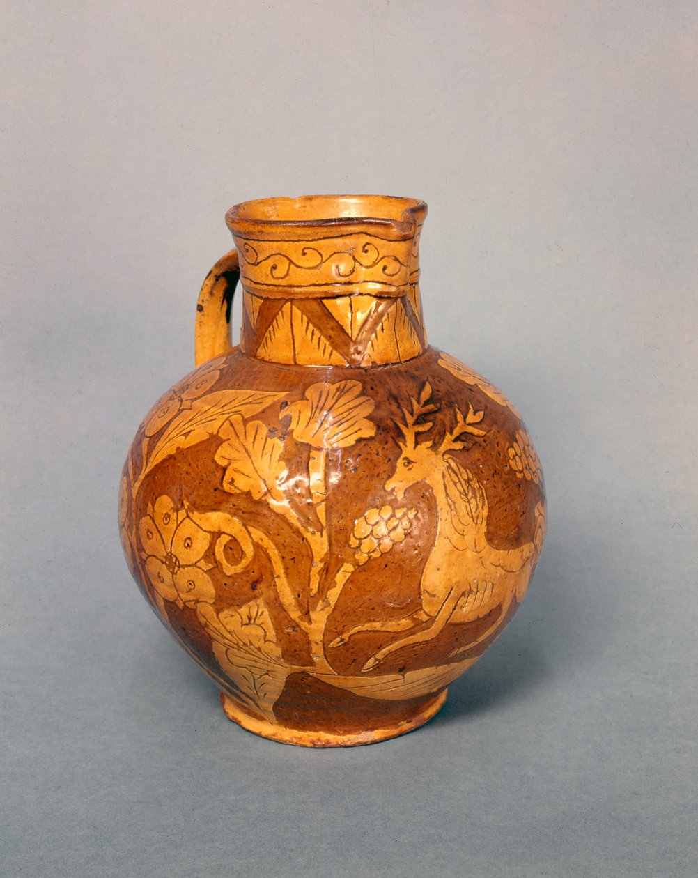 Høstkanne med sgraffito-dekor, ca. 1813 av English School