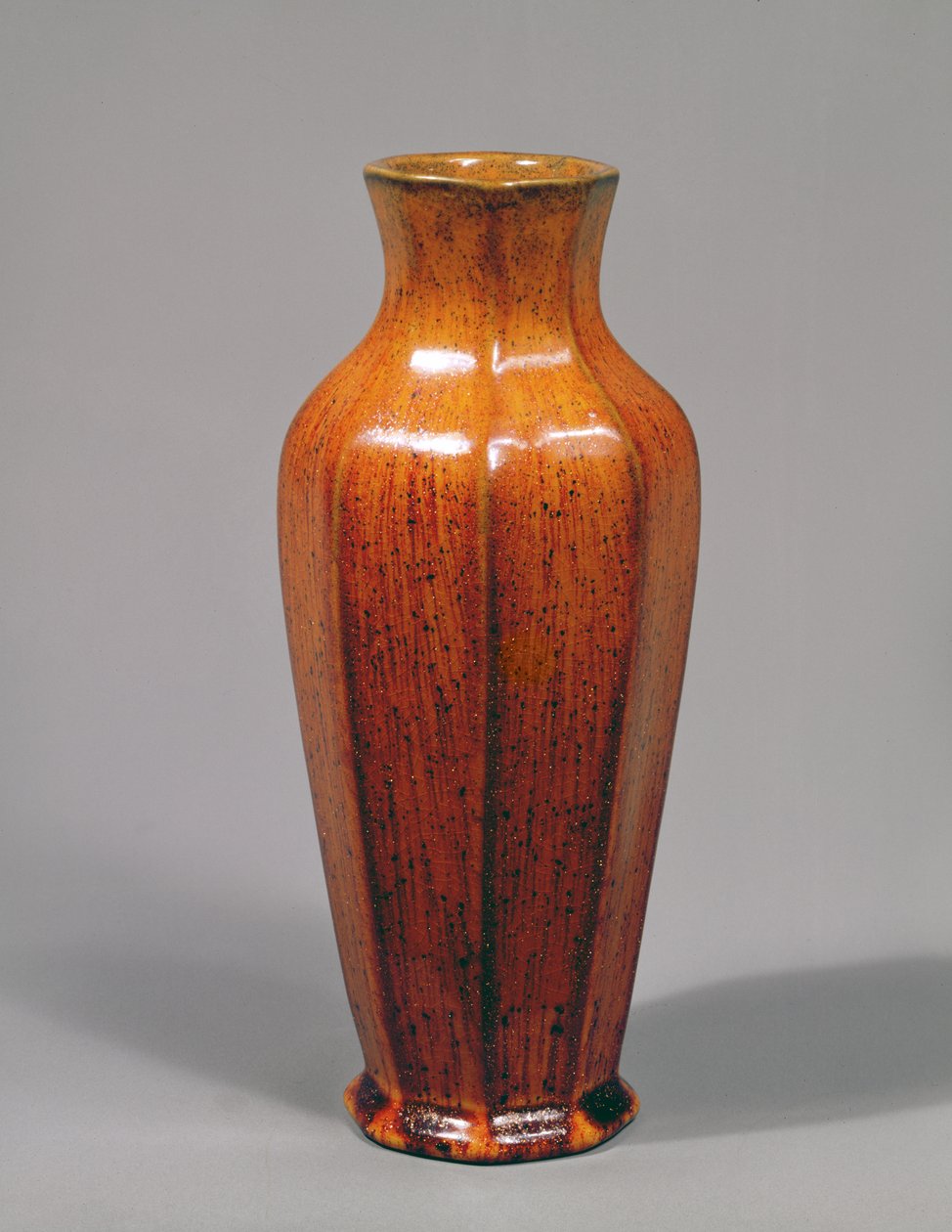 Pilkington vase (glasert keramikk) av English School