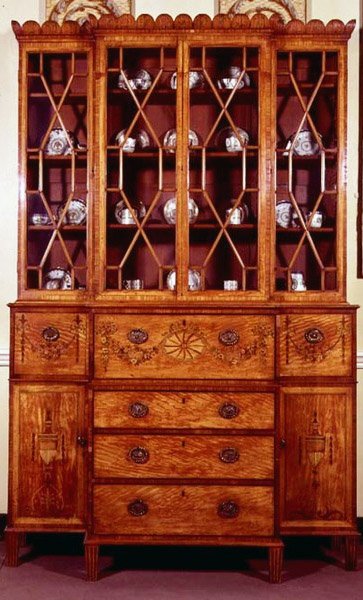 Secretaire bokhylle, ca. 1790 (figursatinwood) av English School