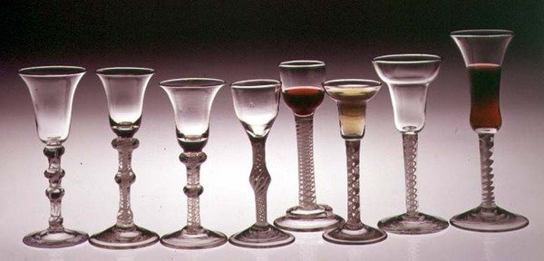 Vinglass med ugjennomsiktige vristilker, 1760-65 (glass) av English School