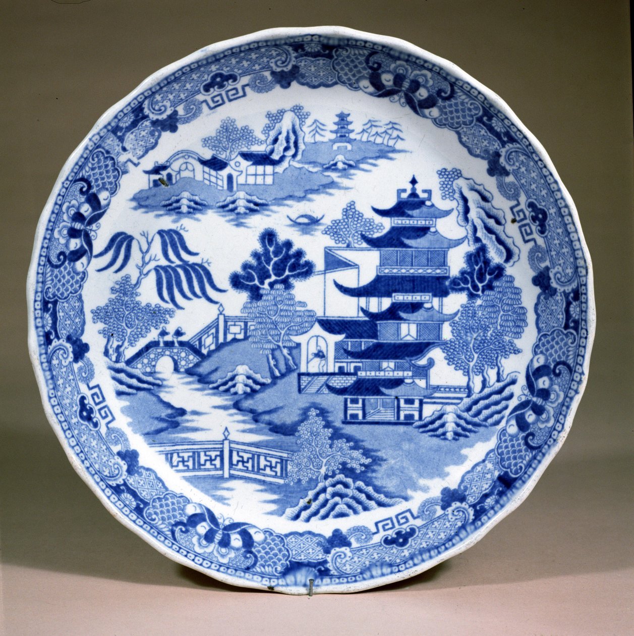 Worcestershire pilemønsterplate, laget av Grainger Lee and Company, ca. 1850 (porselen) av English School