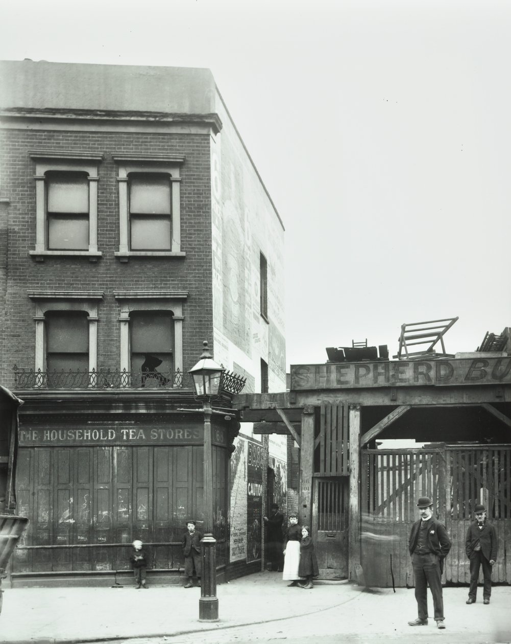 68 Bermondsey New Road: fronthøyde, London, 1898 av English Photographer