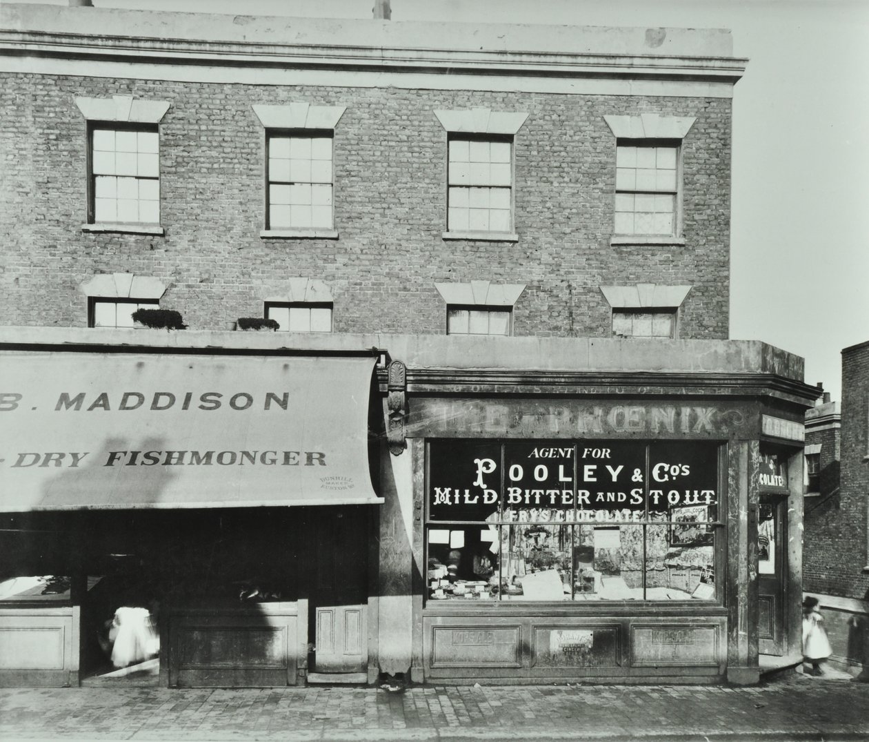 90-92 Albert Road, 1899 av English Photographer