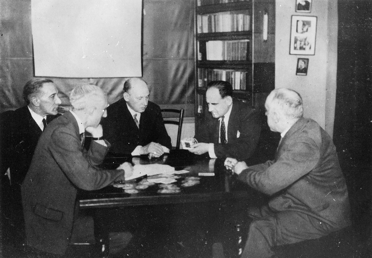 Et eksperiment i telepati, Harry Price Library, 1933 av English Photographer