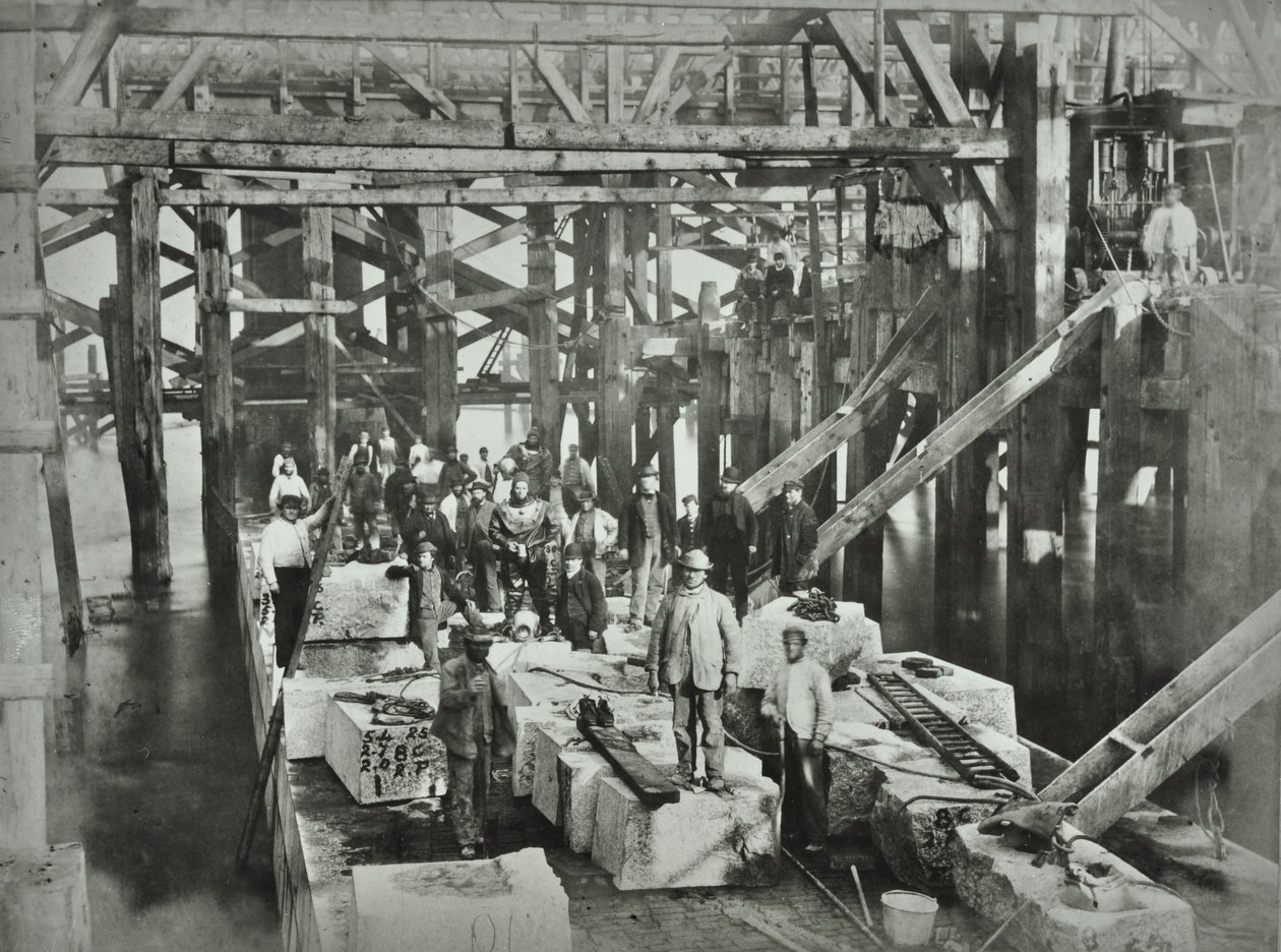 Blackfriars Bridge: bygningsarbeidere, 1869 av English Photographer