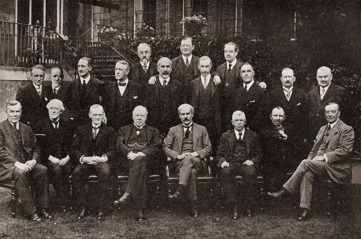 Storbritannias første Labour-regjering i 1924, fra The Story of Twenty Five Years, publisert 1935 av English Photographer