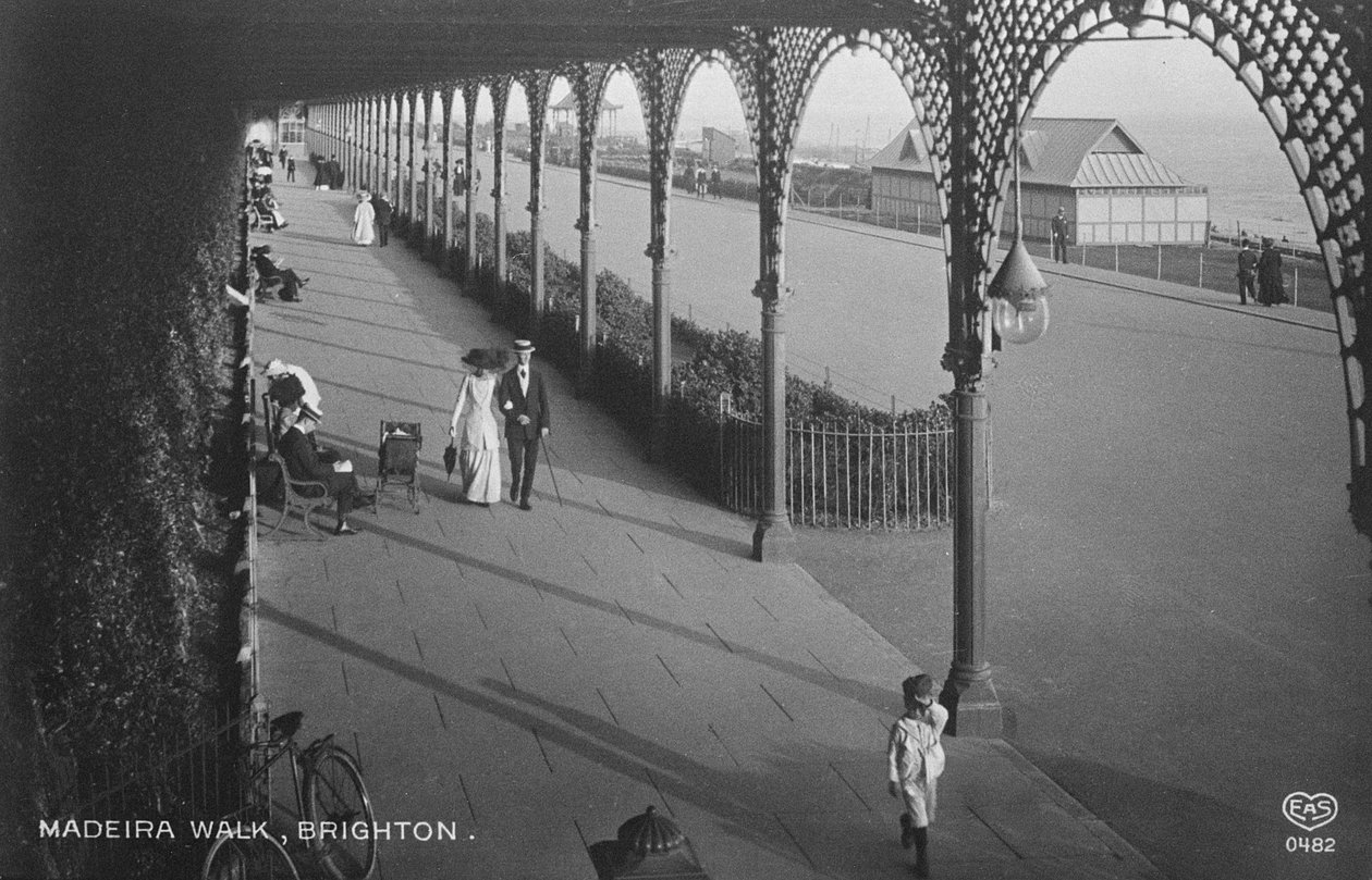 Madeira Walk, Brighton av English Photographer