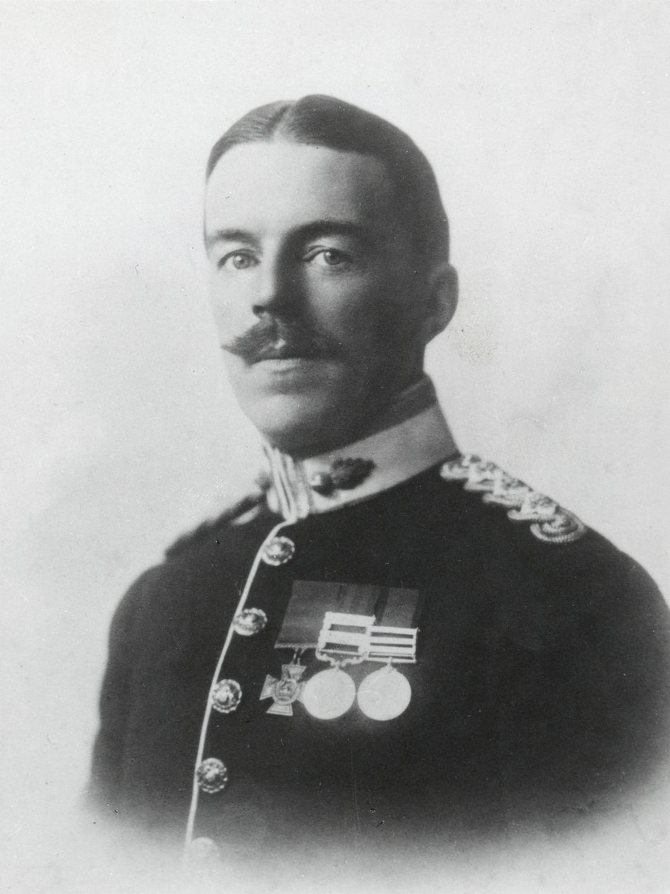 Portrett av kaptein Herbert Augustine Carter VC, 1903 av English Photographer