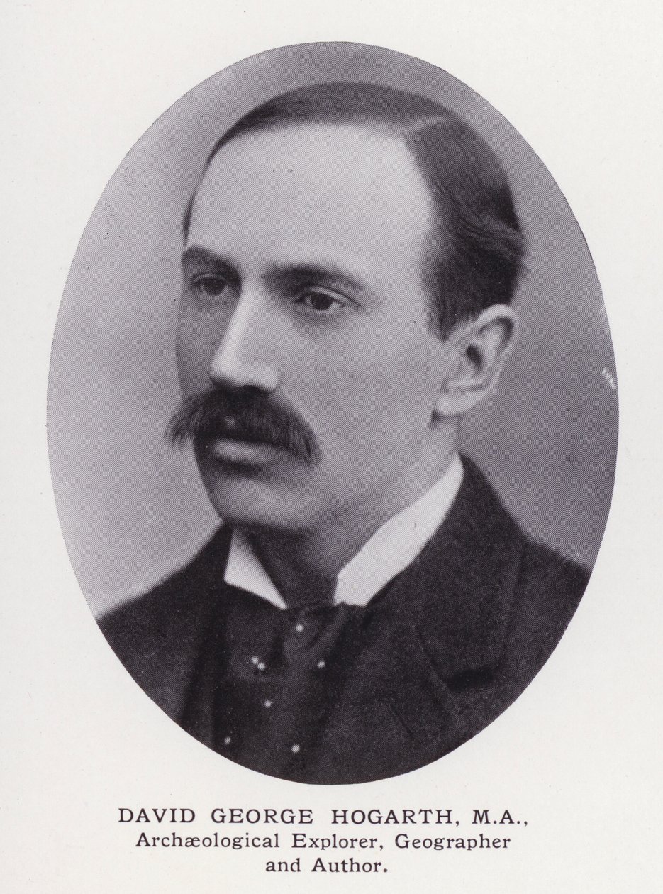 Prominent Men of London: David George Hogarth (s/hv-bilde) av English Photographer