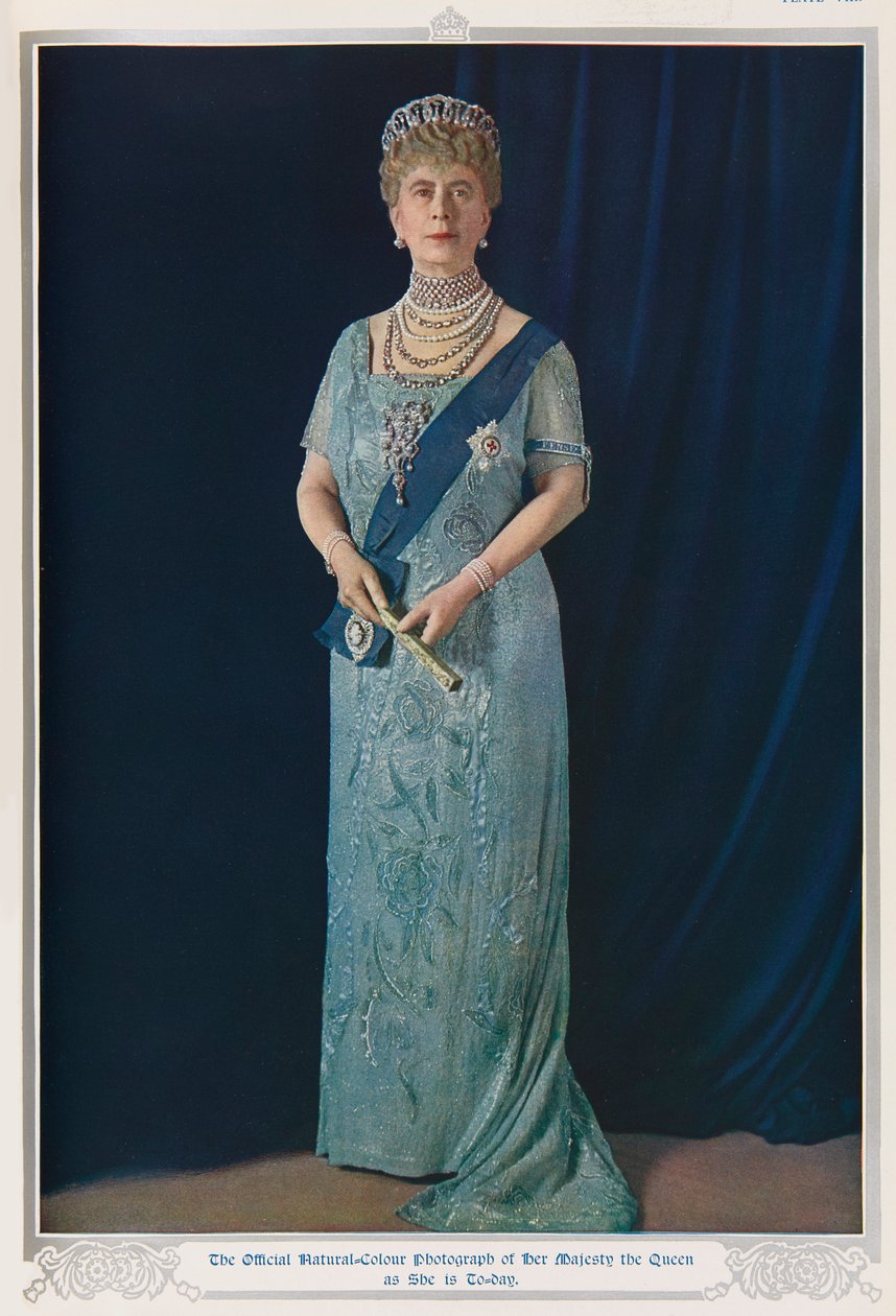 Queen Mary i 1935 av English Photographer