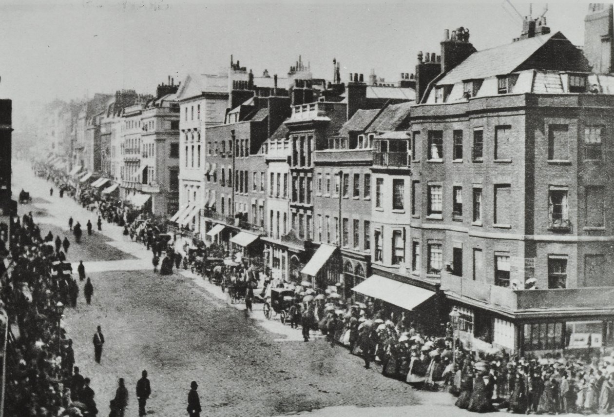 Saint Jamess Street, Westminster LB: ser nordover fra Pall Mall, 1889 av English Photographer