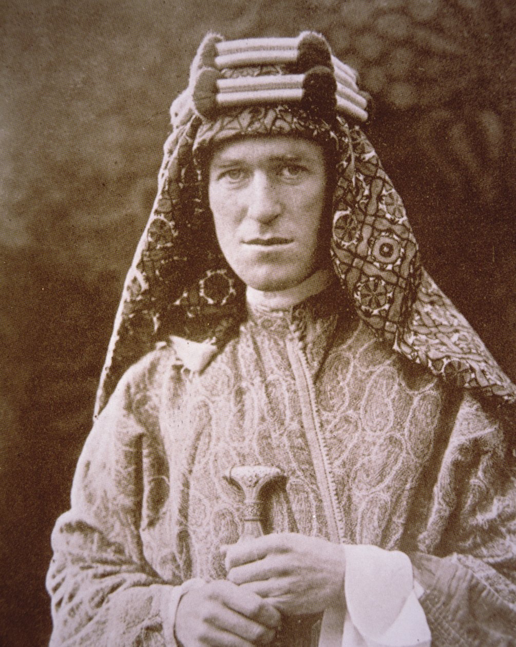 TE Lawrence i arabisk drakt under første verdenskrig, ca. 1914-18 (s/hvitt-bilde) av English Photographer