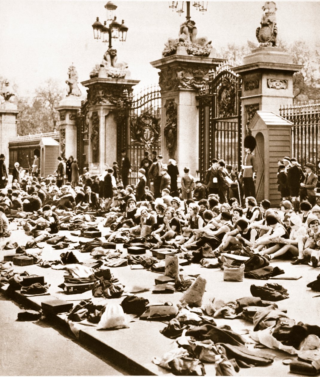 Barnas jubileumsferie, 1935 av English Photographer