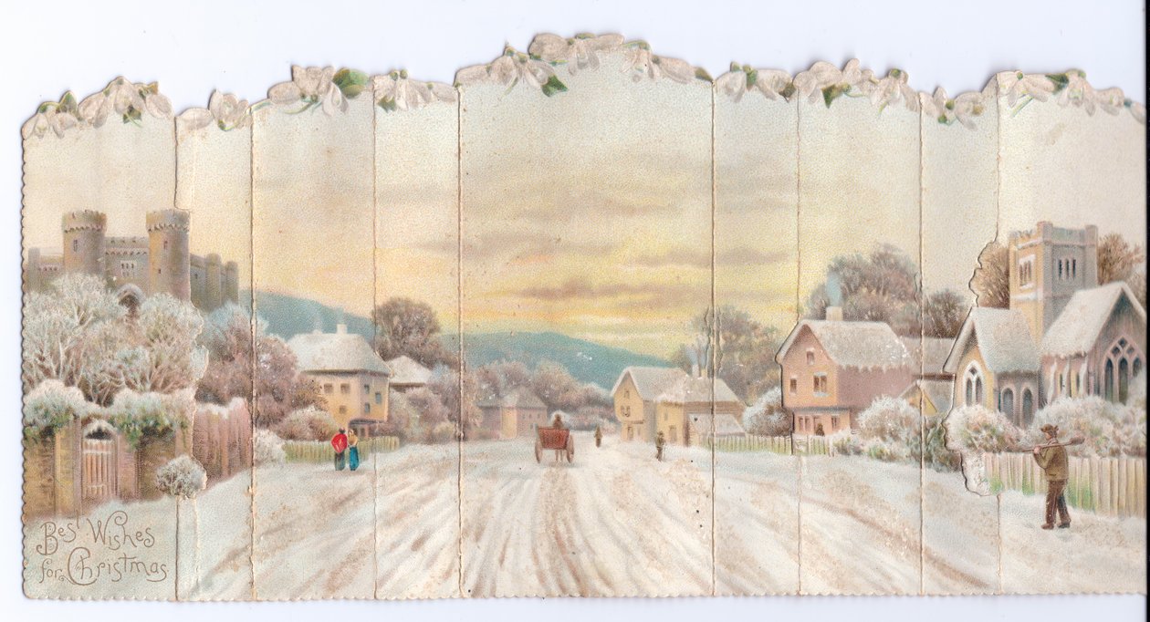 Et sammenleggbart viktoriansk julekort med konsertina av et slott og en kirke og en mann som bærer en spade i snøen, ca. 1880 av English School