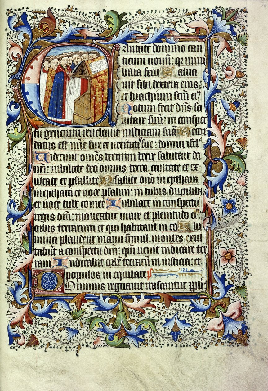 En side fra en psalter på latin, med en historisk initial som viser en gruppe munker som står foran en talerstol og synger, ca. 1455 av English School
