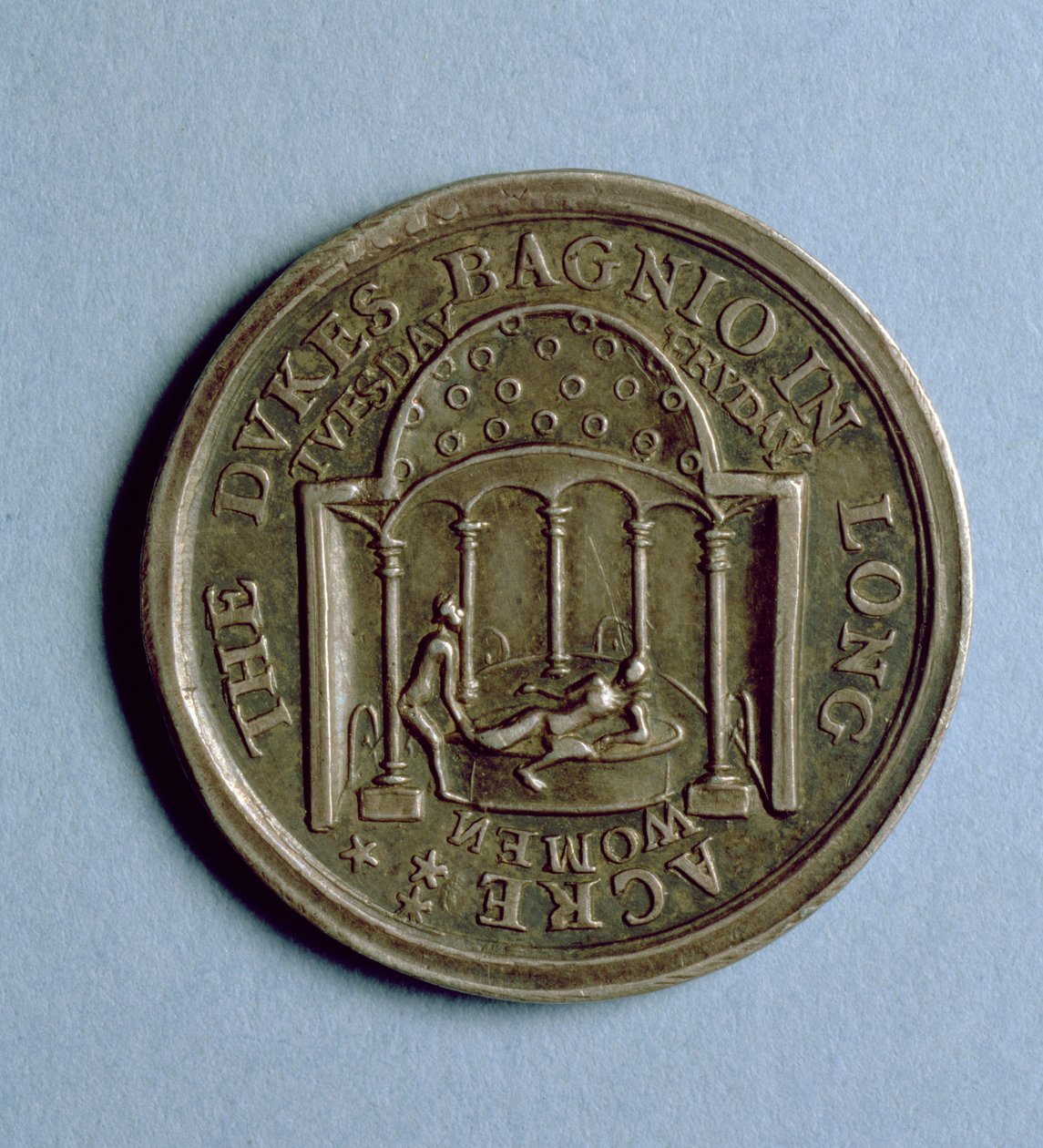 Inngangsbillett til Dukes Bagnio i Long Acre, ca. 1680 (metall) av English School