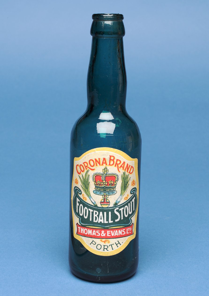 Flaske Corona Football Stout av English School