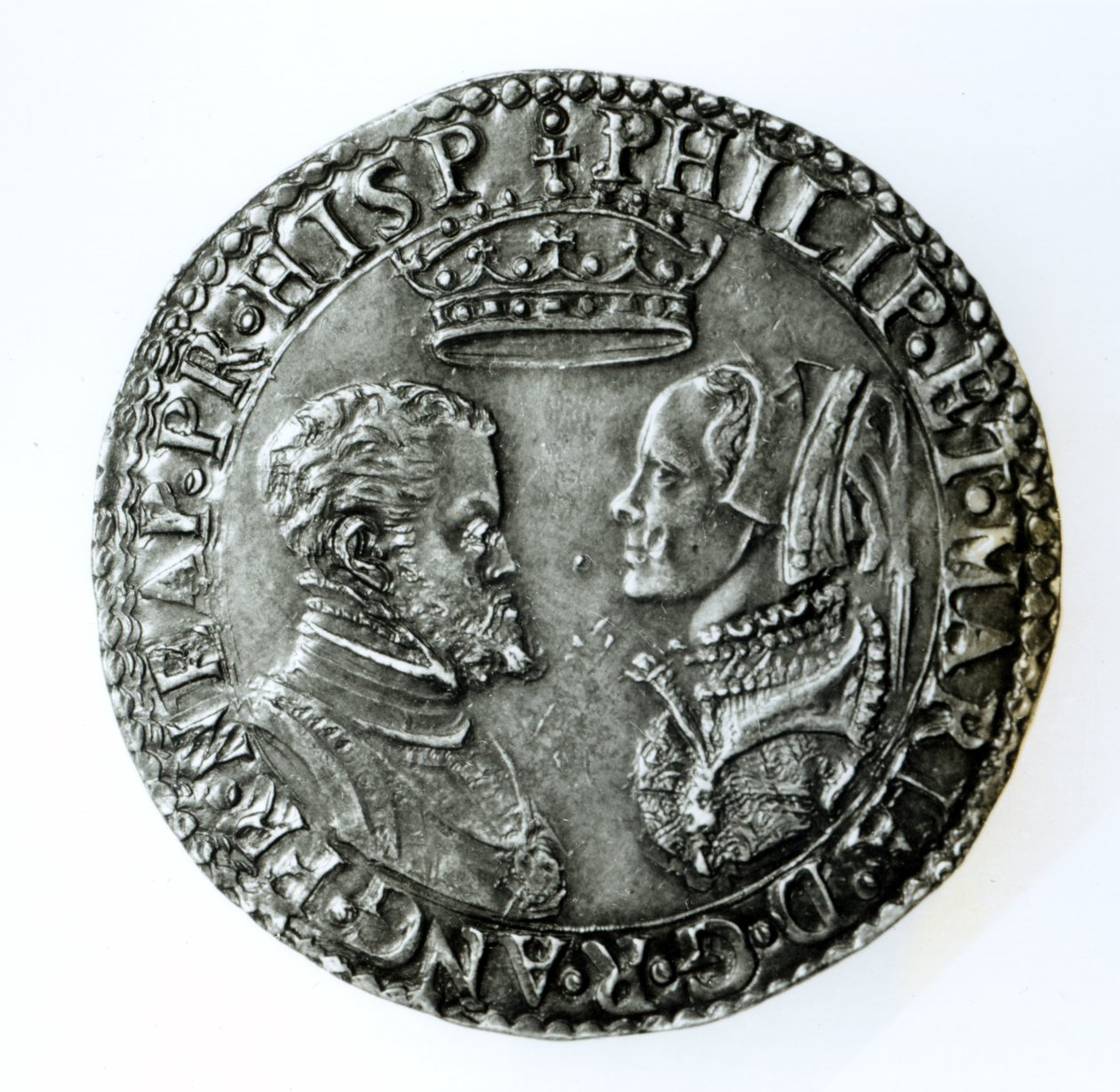 Minneskilling for ekteskapet til Filip II av Spania (1527-98) og Mary I av England (1516-58) 1554 (sølv) av English School