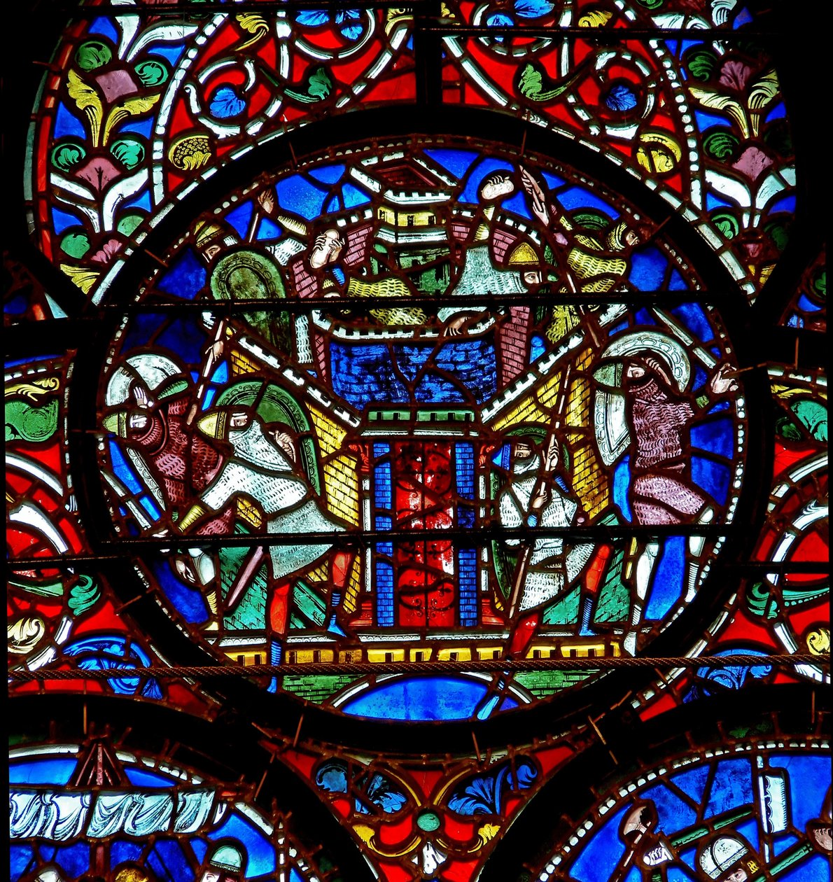 Detalj fra St. Alphege-vinduet som viser beleiringen av Canterbury av English School