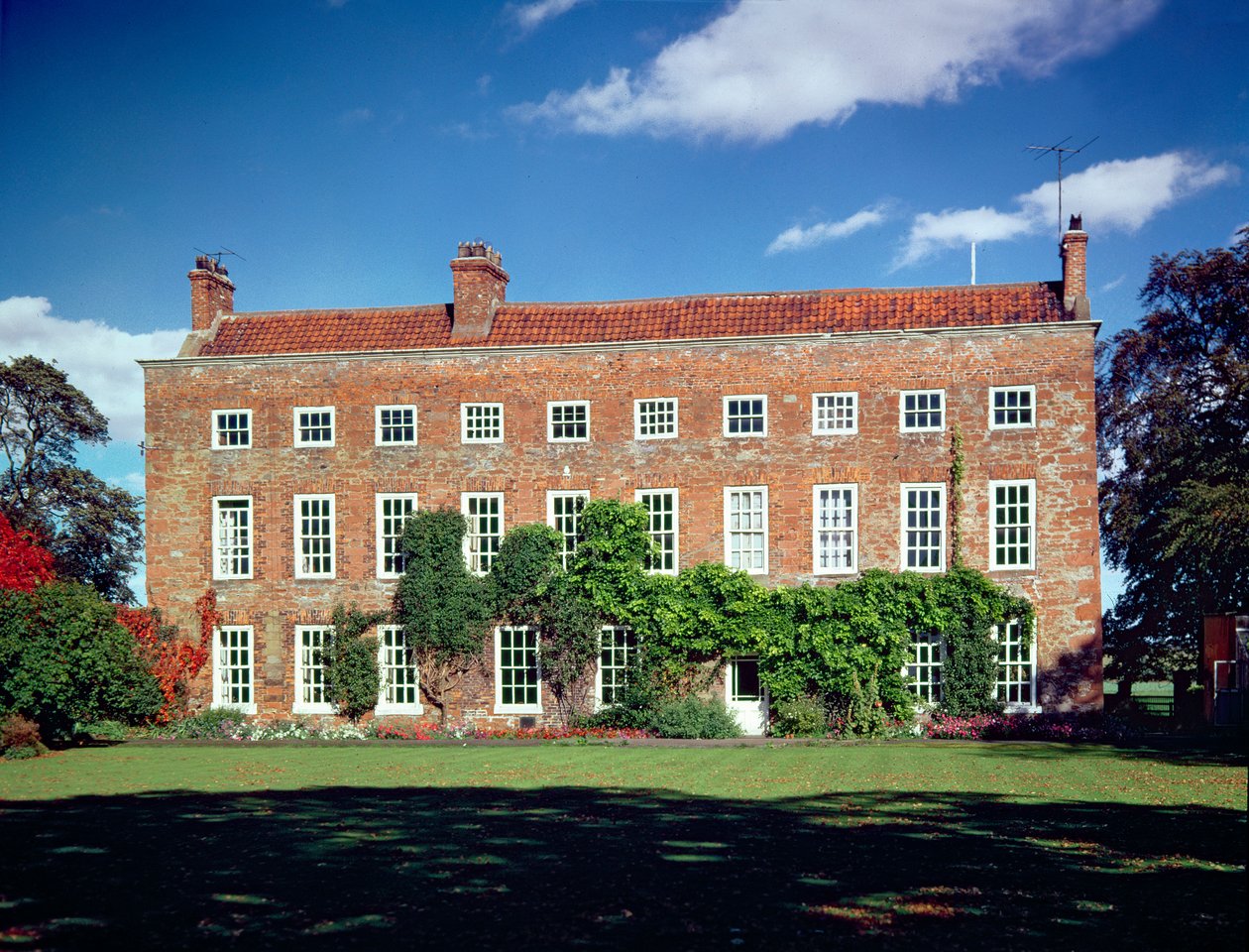 Utvendig visning av Low Middleton Hall, Middleton St. George, Durham av English School