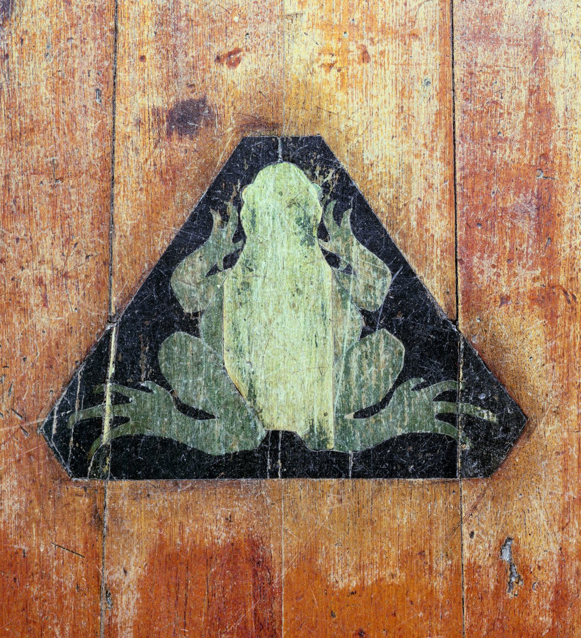Frog, som markerer stedet for Faradays Froggery, Dorian Workshop, tidlig på 1930-tallet (innlagt tre) av English School