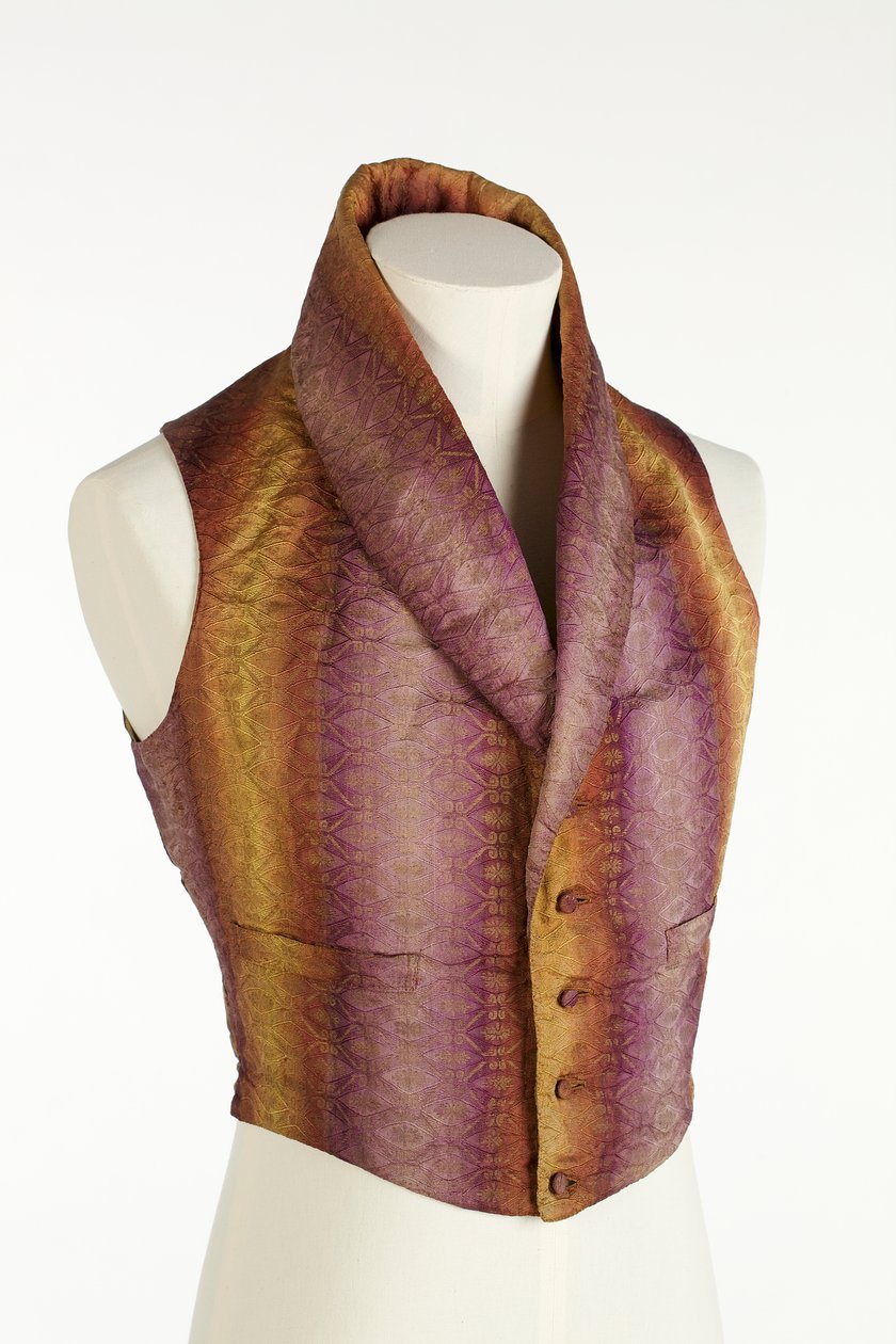 Vest med høy krage med vevde vertikale striper i falmende farger av lilla, bronse og gul, ca. 1840 (silke) av English School