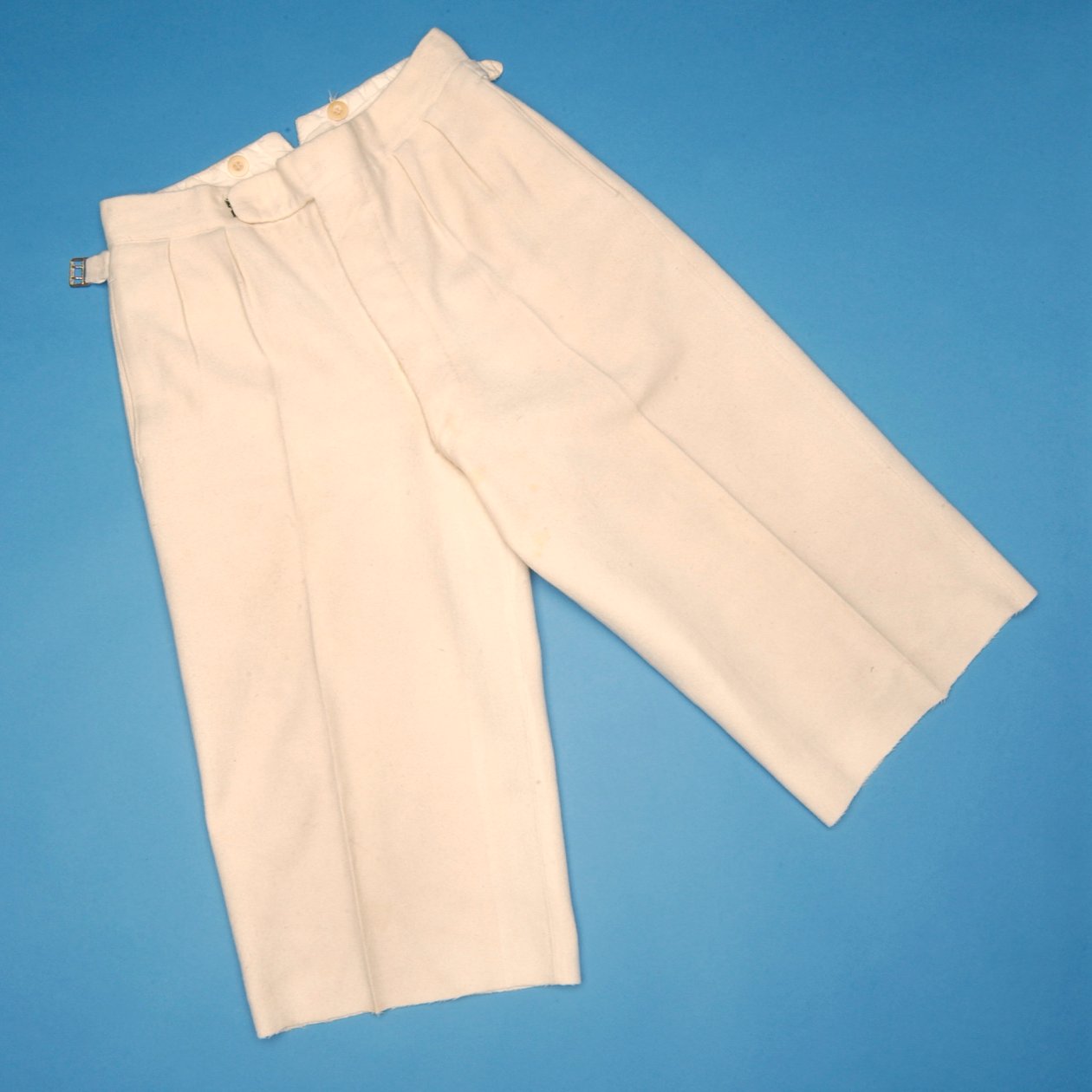 Et par hvite fotballshorts, 1930-tallet (bomull) av English School