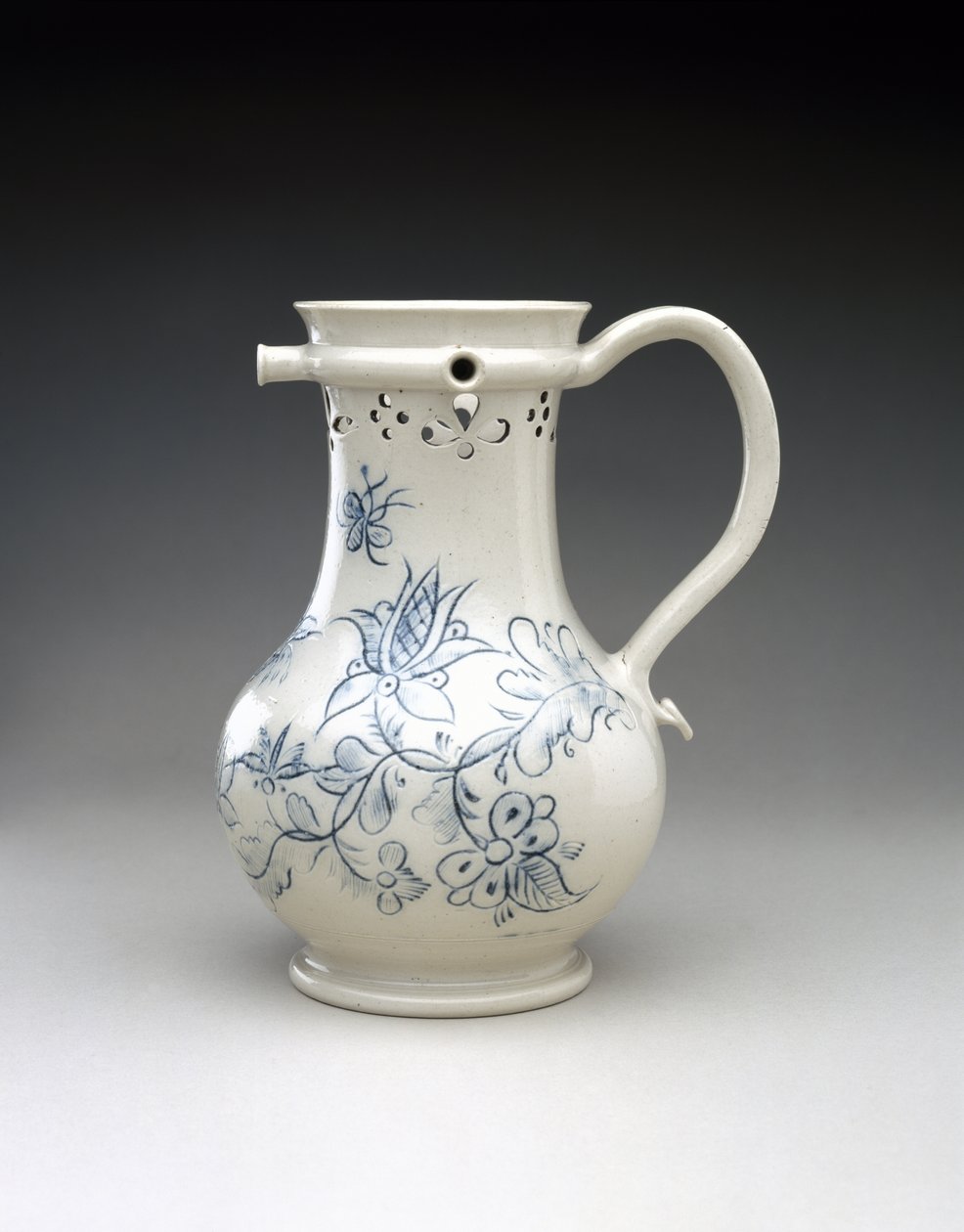 Puslespillmugge, ca. 1740-1780 (saltglasert steintøy) av English School