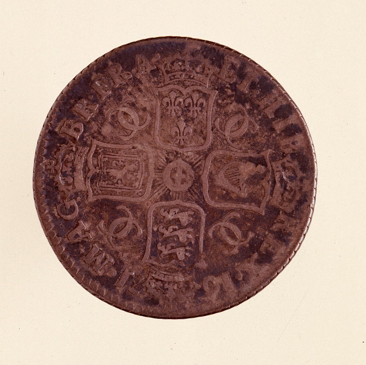 Sølvengelsk Groschen, regjeringstid til kong Charles II av England (1630-1685) 1671. Diam. 2,4 cm Napoli, museo archeologico av English School