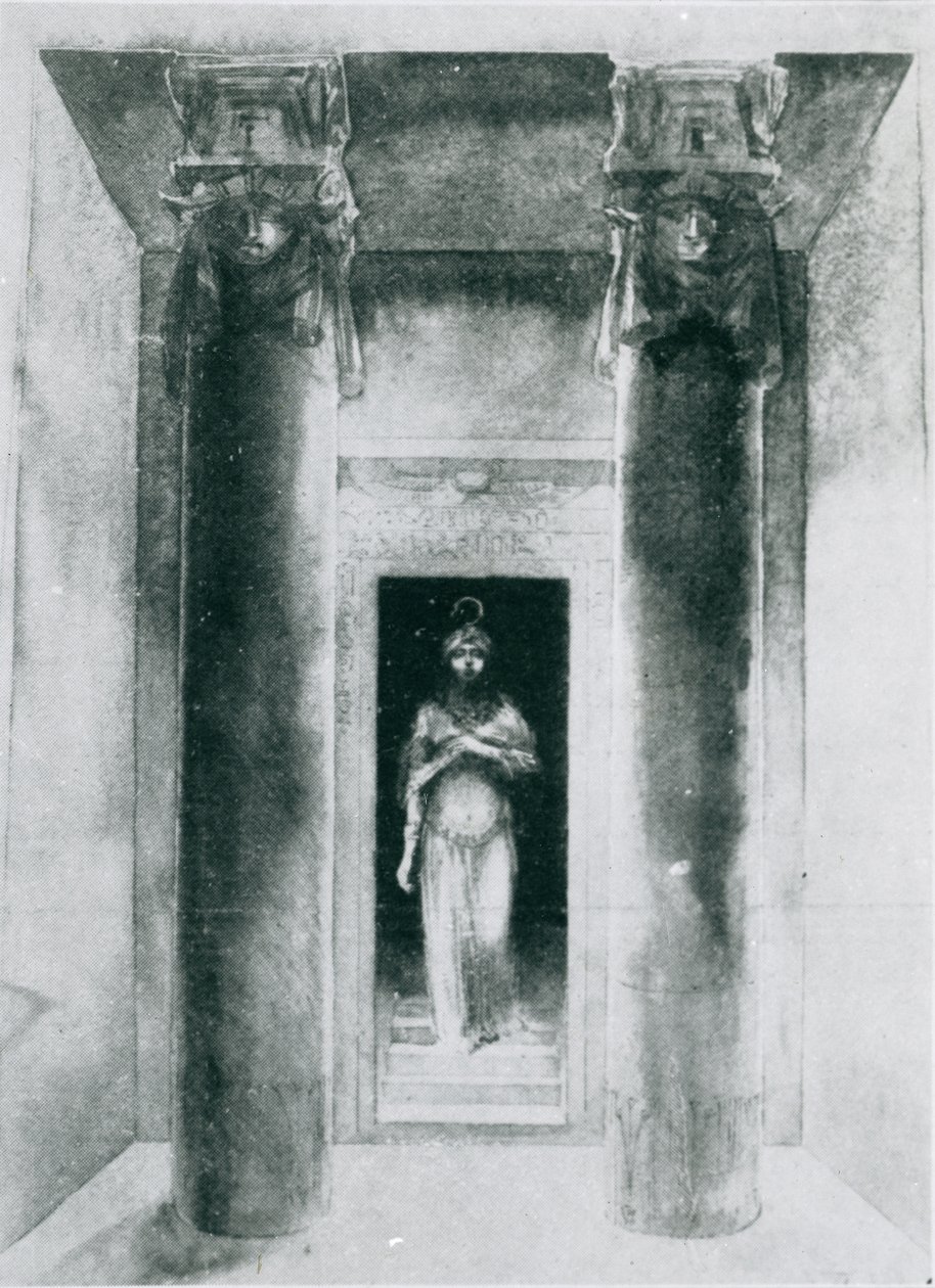 Skisse av Moina Mathers (1865-1928) i rollen som yppersteprestinnen Anari, som arbeider med Rites of Isis, Paris, 1899 av English School