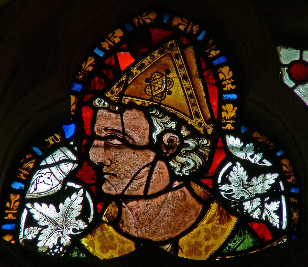 Vindu s-2 som viser St Cuthbert av English School