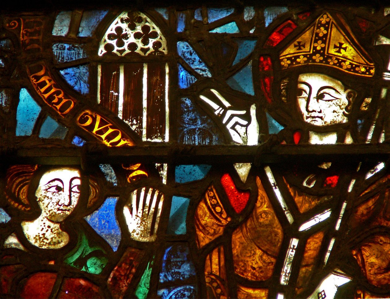 Vindu w41 som viser en giver - Richard Tunnoc gir et vindu til St. William av English School