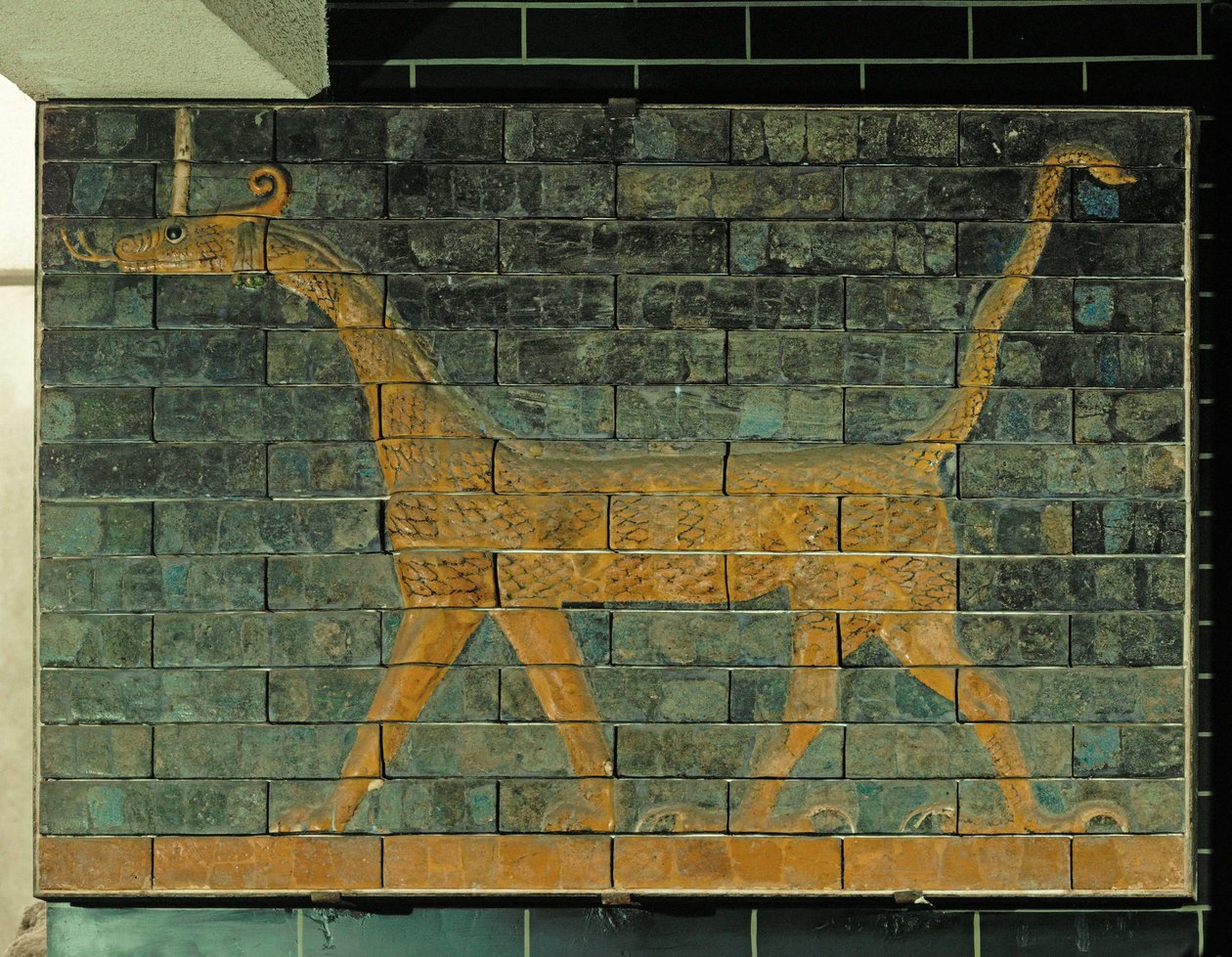 Mytisk skapning med gasellehode, løvekropp og slangehale av Erich Lessing