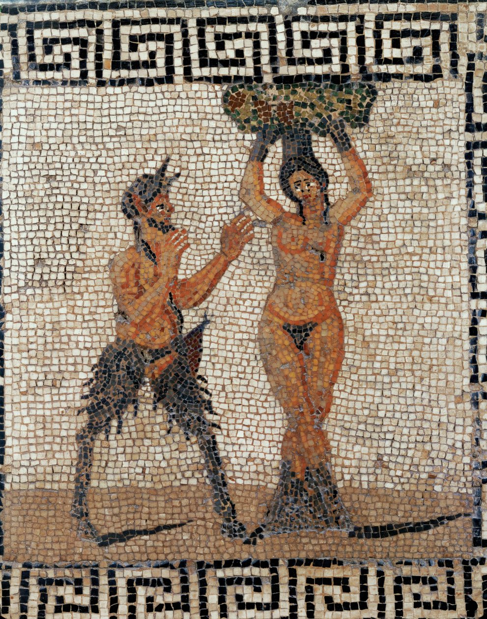 Satyr og nymfe. Mosaikk fra Pompeii, Italia av Erich Lessing