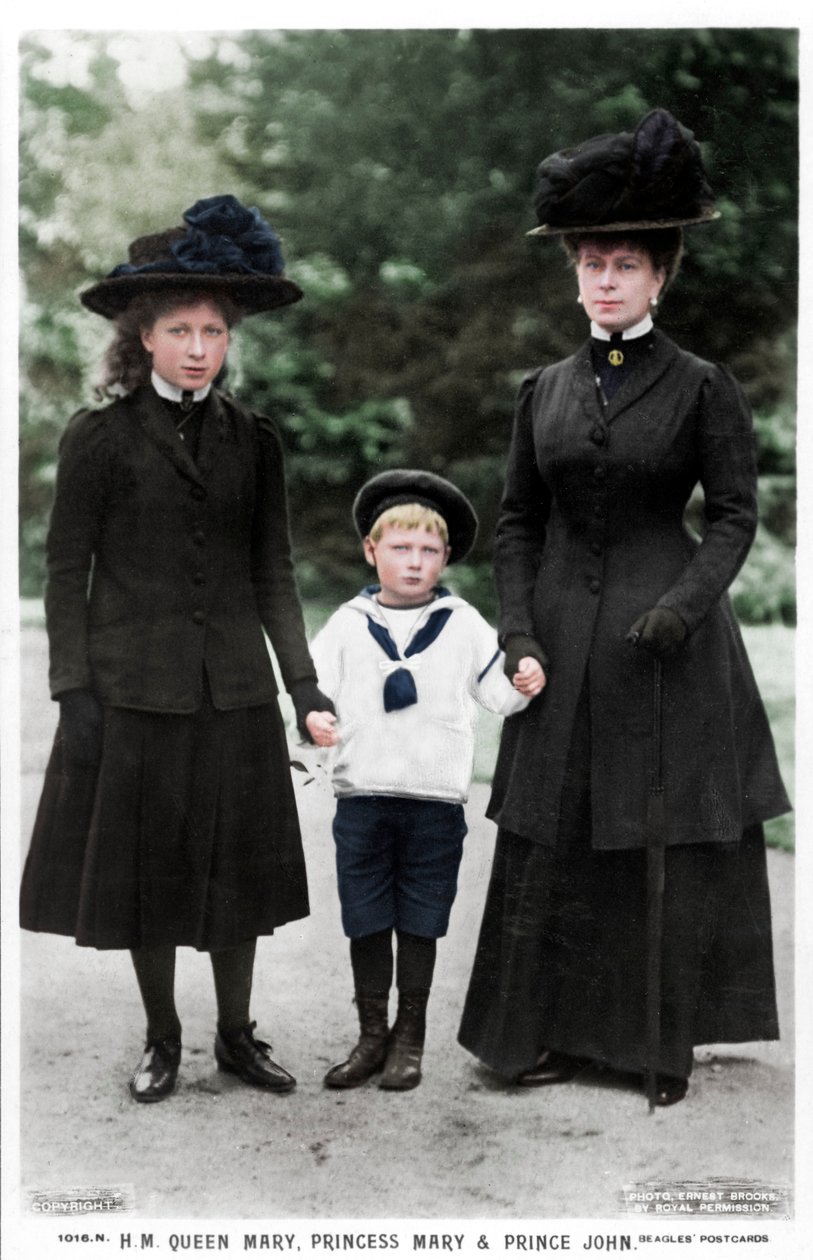 Dronning Mary, prinsesse Mary og prins John, 1910-tallet av Ernest Brooks
