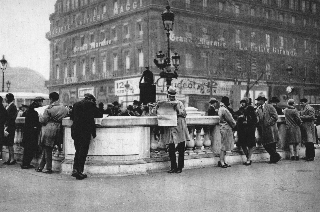 Møtested ved inngangen til en T-banestasjon, Paris, 1931 av Ernest Flammarion