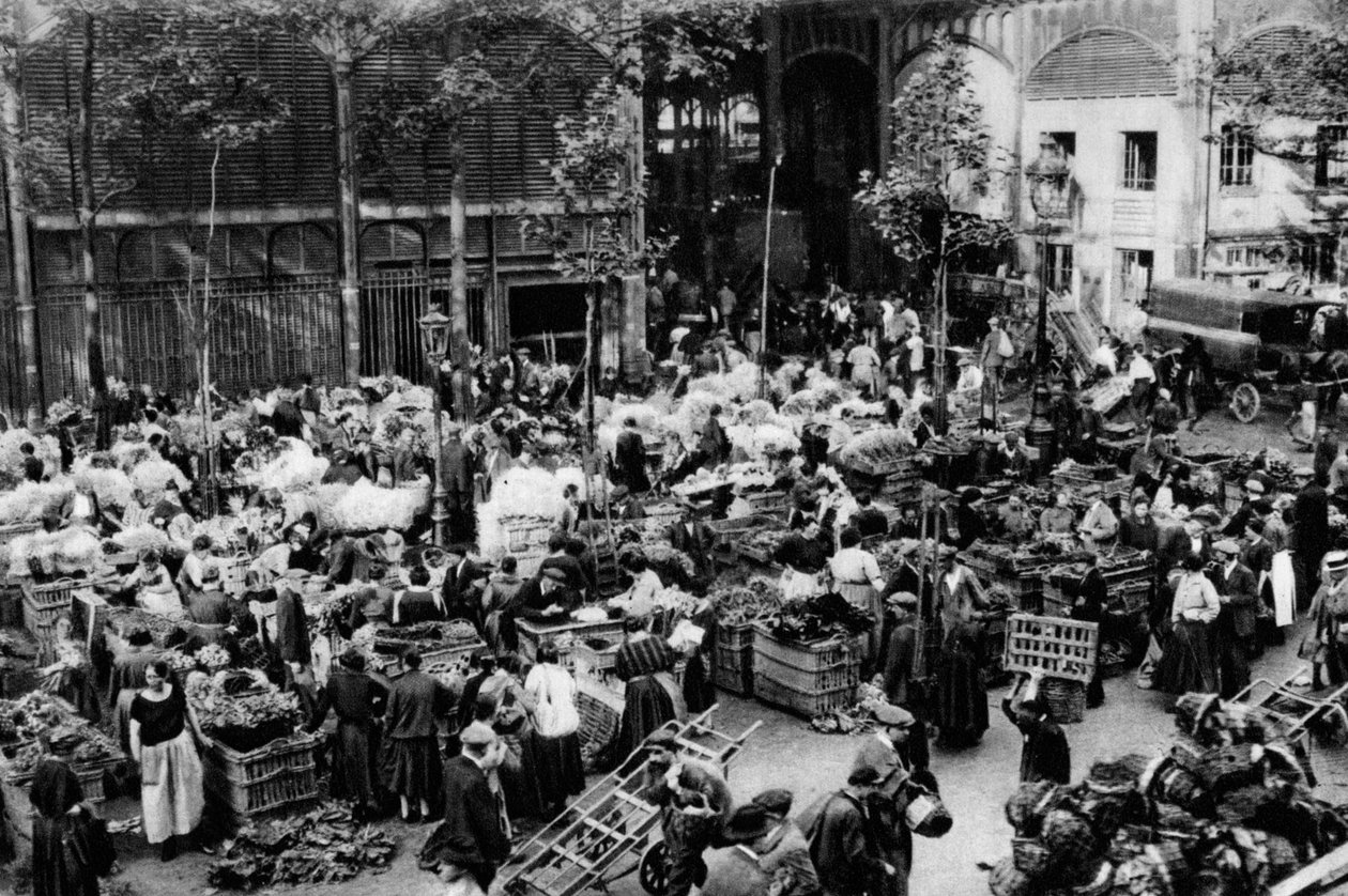 Utenfor det sentrale markedet, Paris, 1931. av Ernest Flammarion