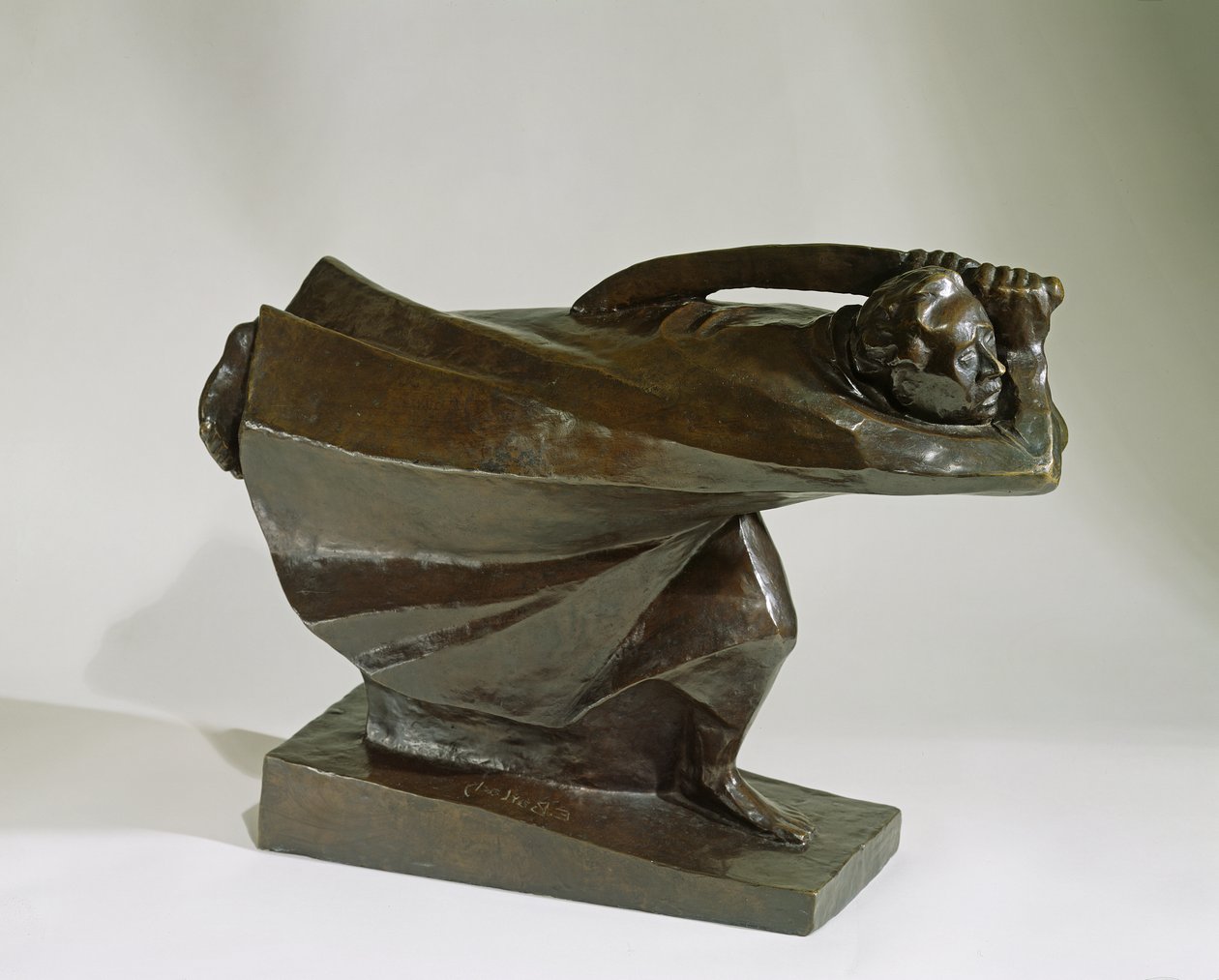 The Avenger, 1914 (bronse) av Ernst Barlach