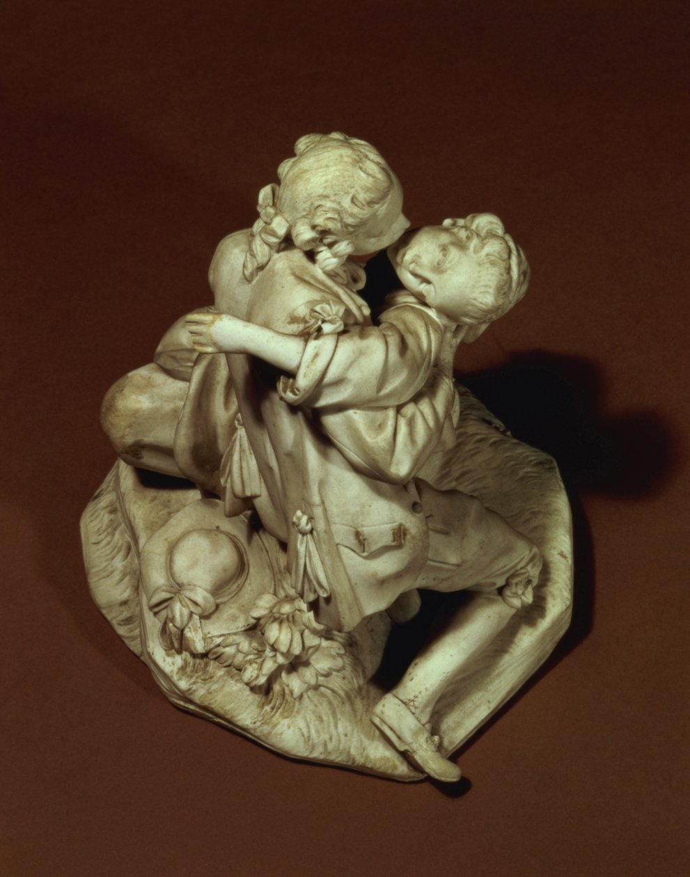 The Kiss, Sevres-gruppen, etter Boucher, 1765 (porselen) av Etienne Maurice Falconet