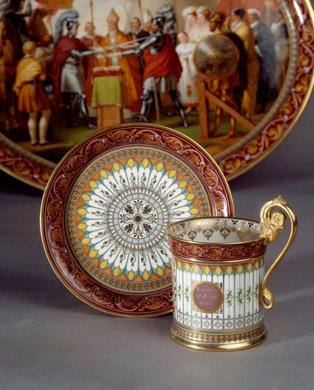 Serveringskopp og tallerken i porselen laget av sjokolade. Realisert av Etienne Charles Leguay (1762-1846) 1835 Sevres, porselensfabrikk av Etienne Charles Leguay