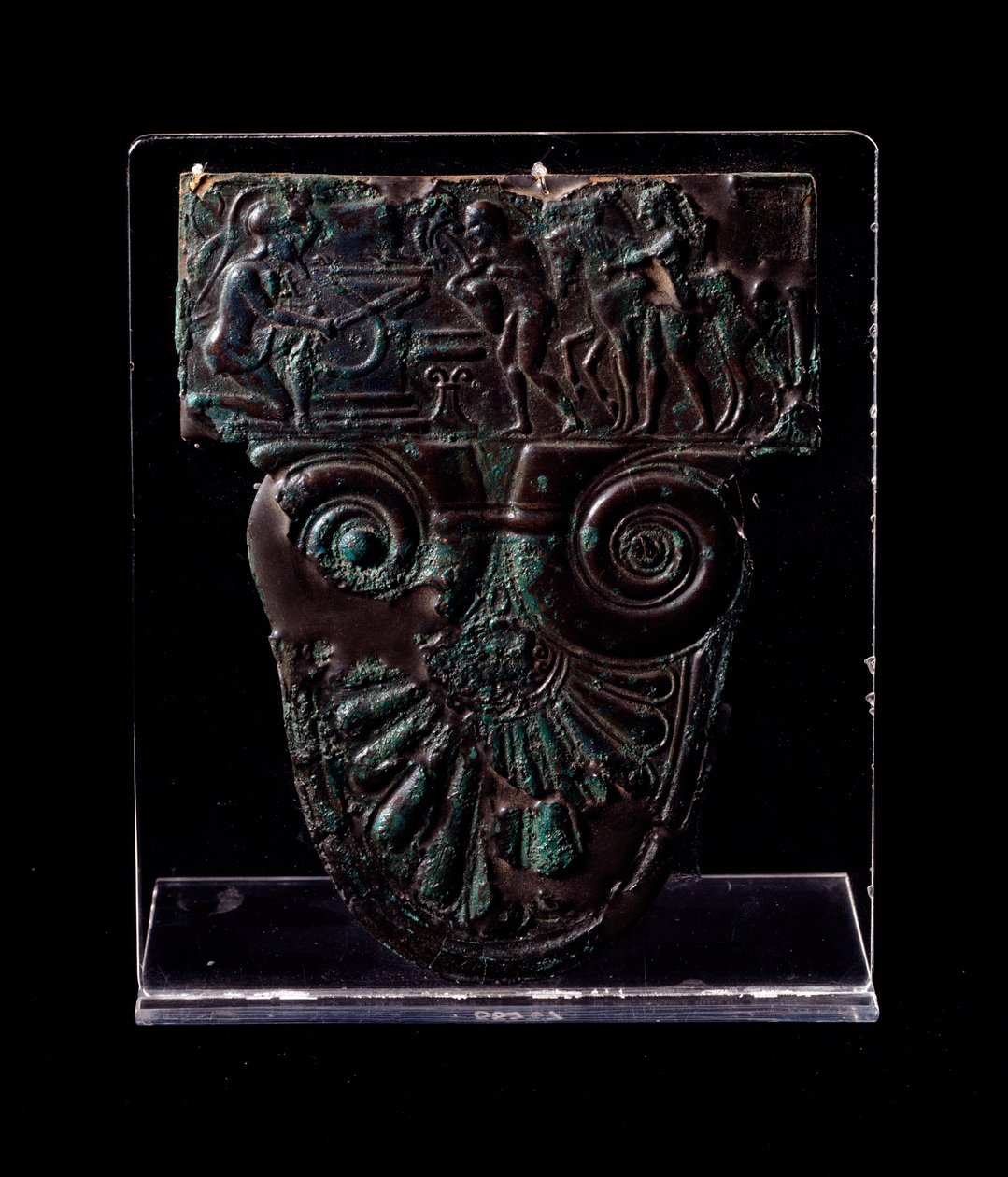 Etruskisk sivilisasjon: bronseplakett som refererer til myten om Troilos (Troilus) 520 f.Kr. (etruskisk kunst: bronseplakett som refererer til Troilus-myten, 520 f.Kr.) Dim 15x11,7 cm Firenze, Museo Archeologico, inv 63588 - Etruskisk kunst som refererer t av Etruscan