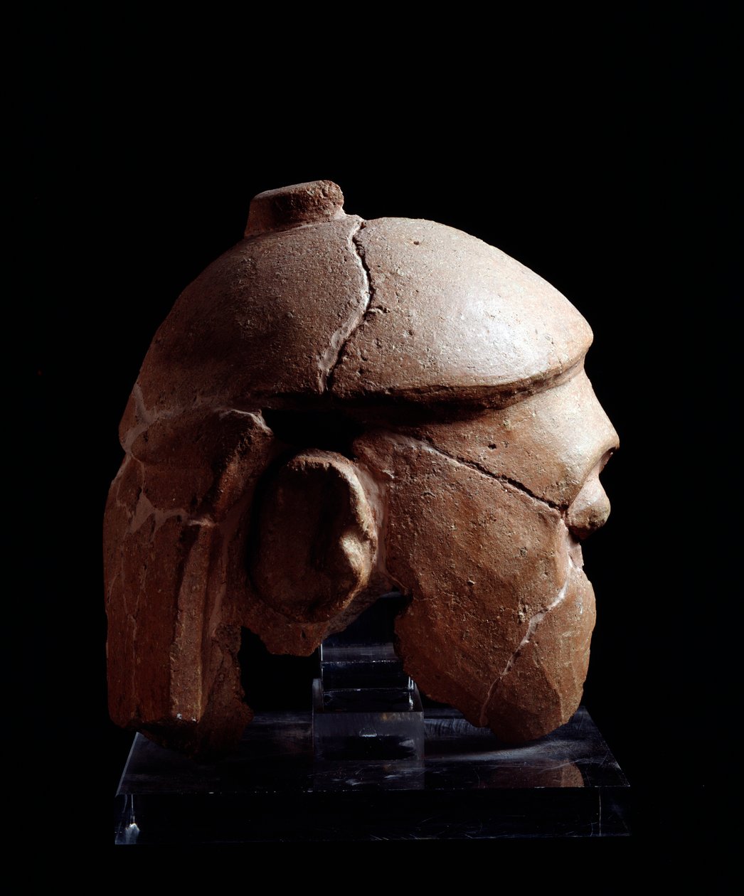 Etruskisk sivilisasjon: casquee-hode i terrakotta fra Antenanti-gruppen fra Murlo, Poggio Civitate, Italia - 580-570 f.Kr. av Etruscan