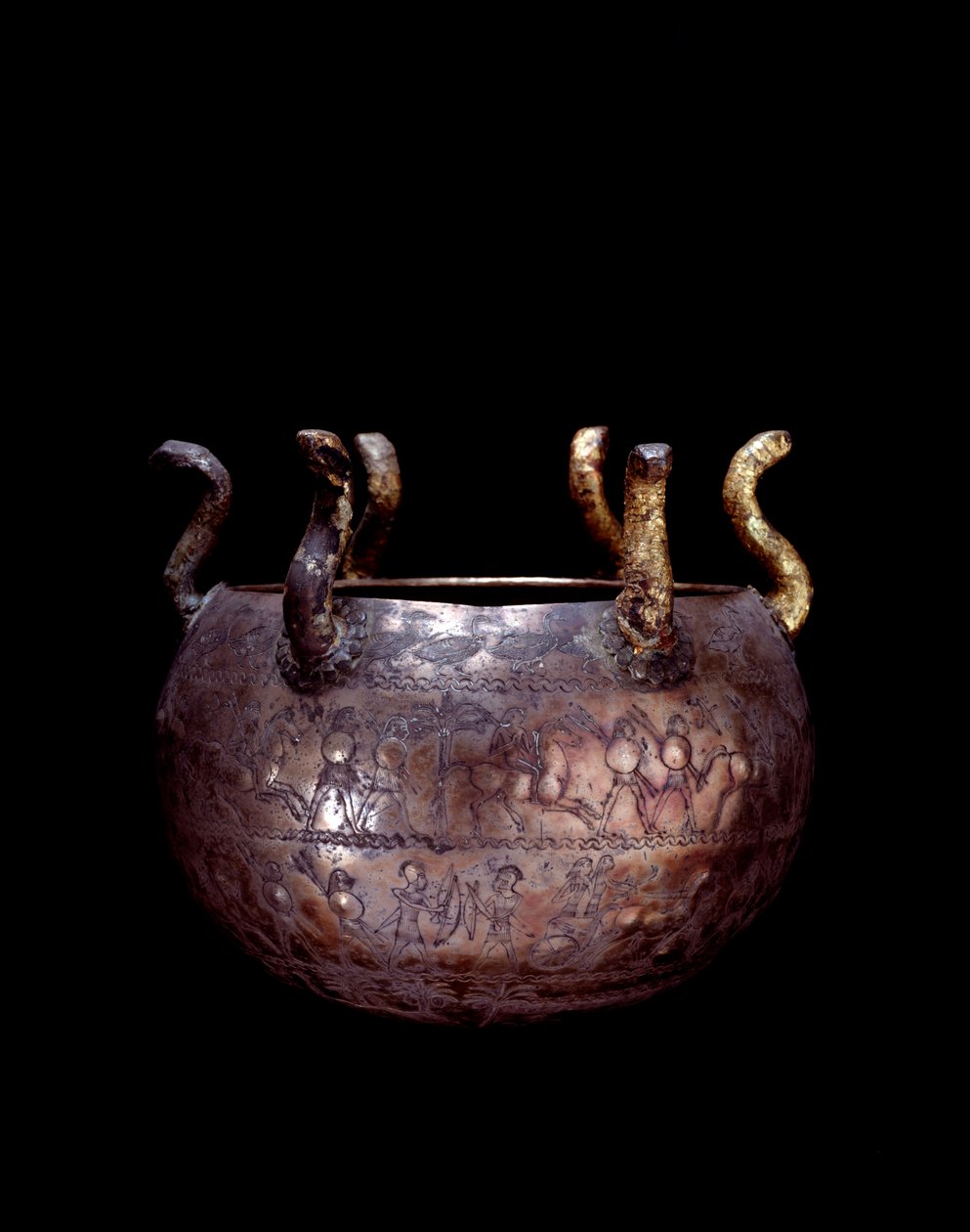 Etruskisk sivilisasjon: liten sølvvase med slanger fra princiere-graven kalt Bernardini a Preneste av Etruscan