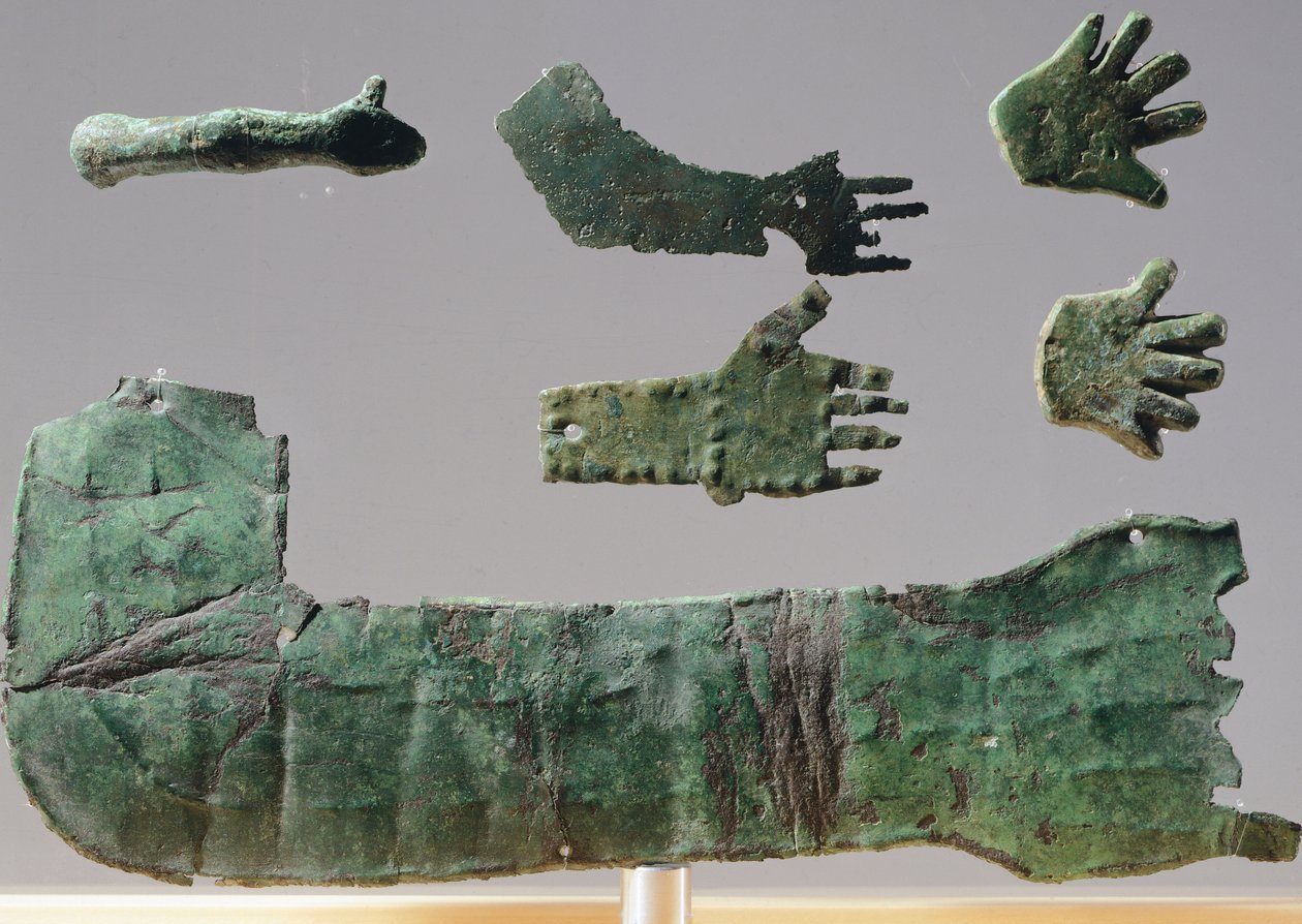 Ex-voto i bronseplate som viser de øvre lemmer. Gjenstander fra gjenstandene til helligdommen Reithia Este (Venetia). Etruskisk sivilisasjon, 5.-4. århundre f.Kr. av Etruscan