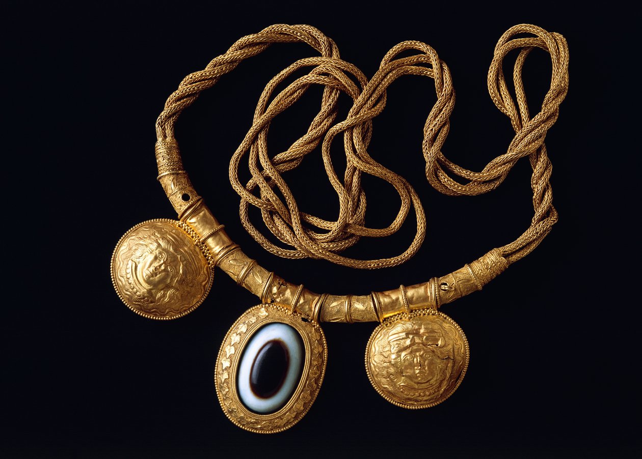 Gullkjedekjede og bullae, fra Todi (Umbria). Etruskisk sivilisasjon, 4. århundre f.Kr. av Etruscan
