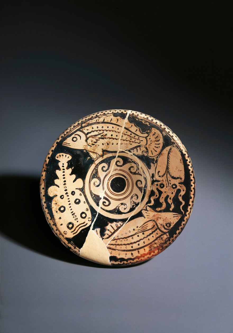 Rødfigur keramikkfat med fiskedekor, fra Cerveteri av Etruscan