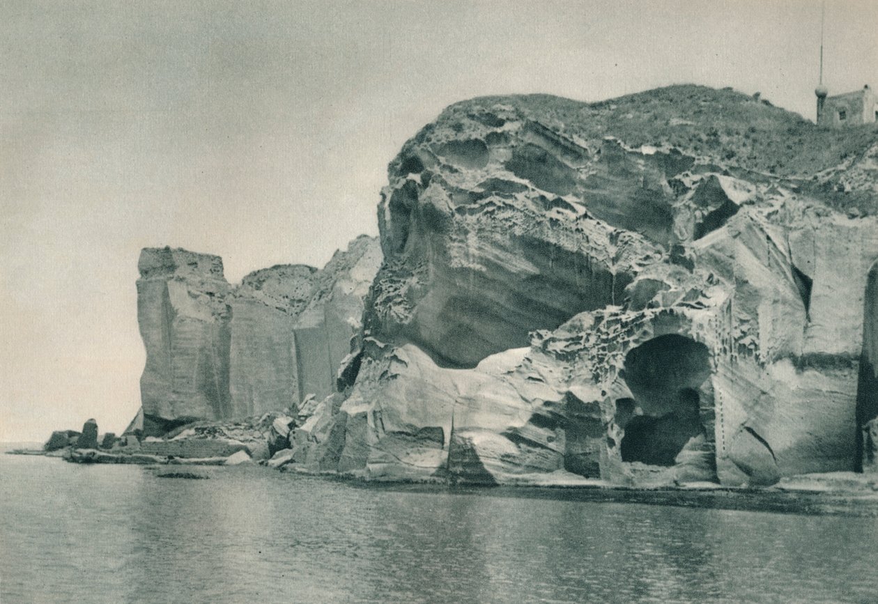 Inngang til en svovelkilde, Ischia, Italia, 1927 av Eugen Poppel