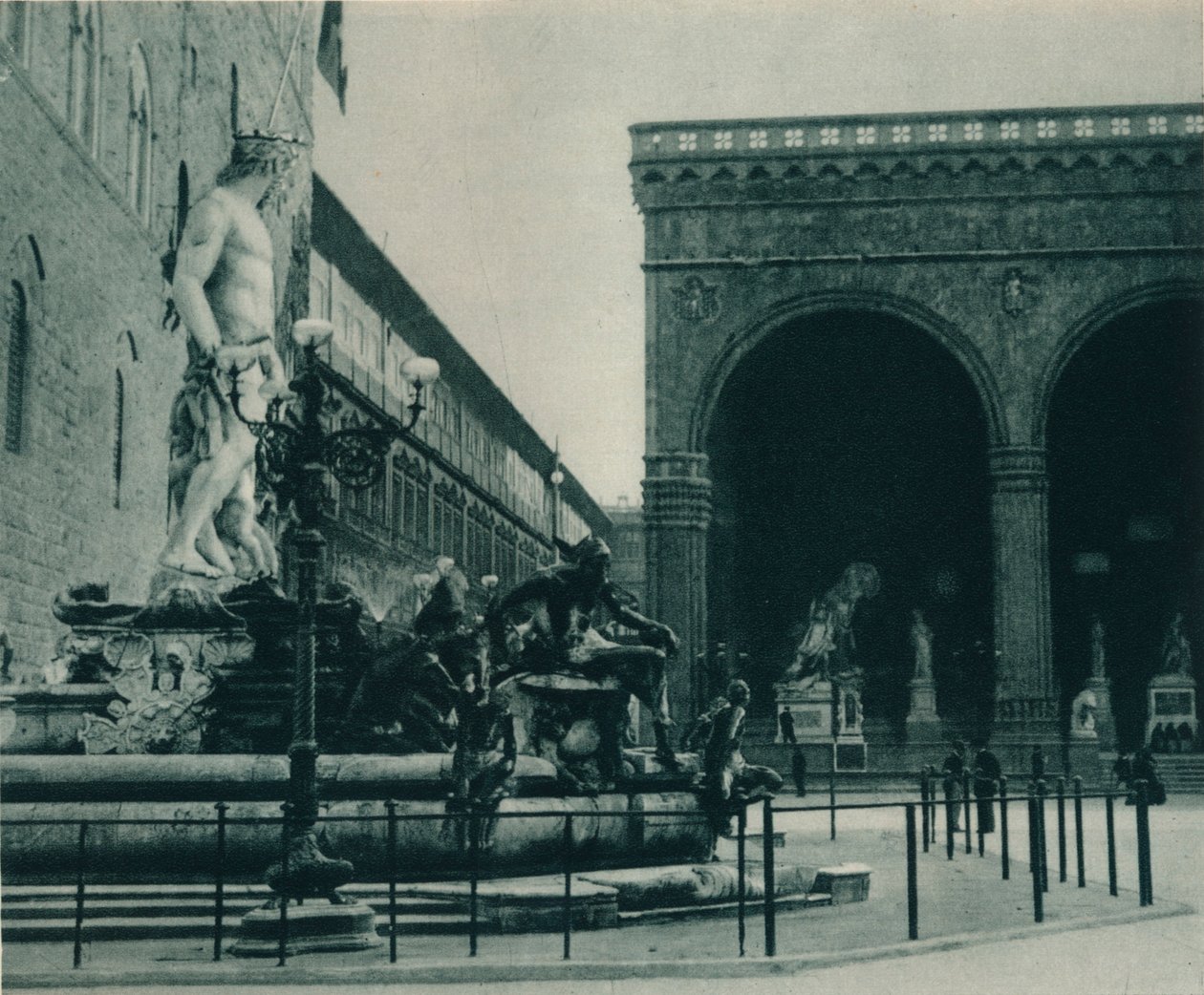 Neptunfontenen av Bartolomeo Ammanati og Loggia dei Lanzi, Firenze, Italia, 1927 av Eugen Poppel